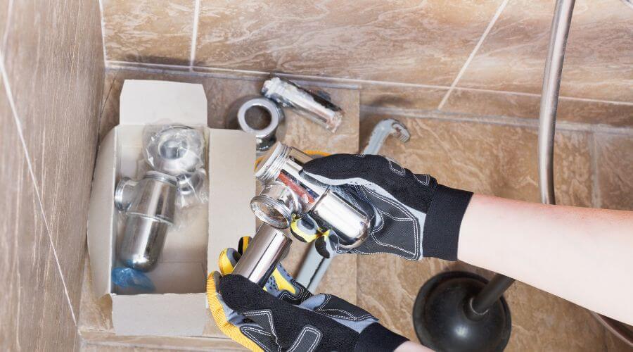 Professional gutter cleaning in Bowdoin, ME